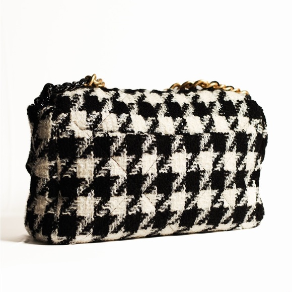 Chanel 19 Flap Tweed Hand Bag Two Tone - Picture 5 of 9